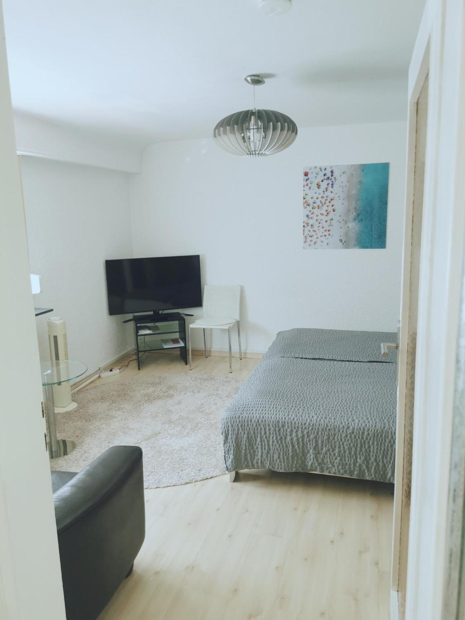 Ferienwohnung Forest & Wein Нойштадт-ан-дер-Вайнштрасе Экстерьер фото