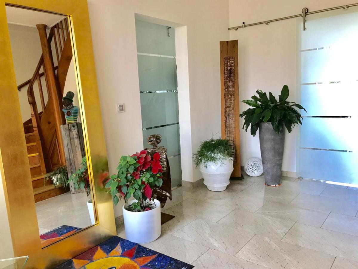 Ferienwohnung Forest & Wein Нойштадт-ан-дер-Вайнштрасе Экстерьер фото